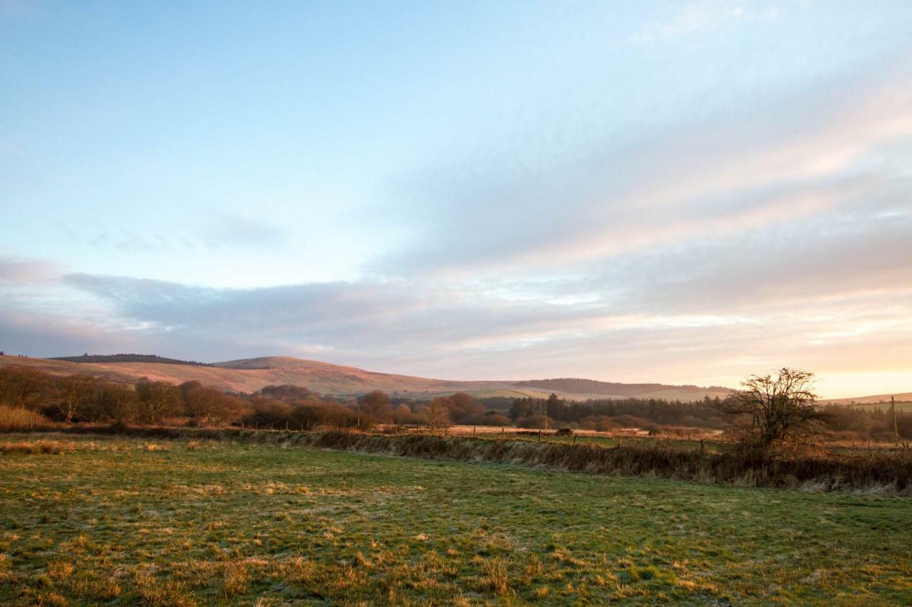 Вилла Ty Pren Bach Maenclochog Экстерьер фото